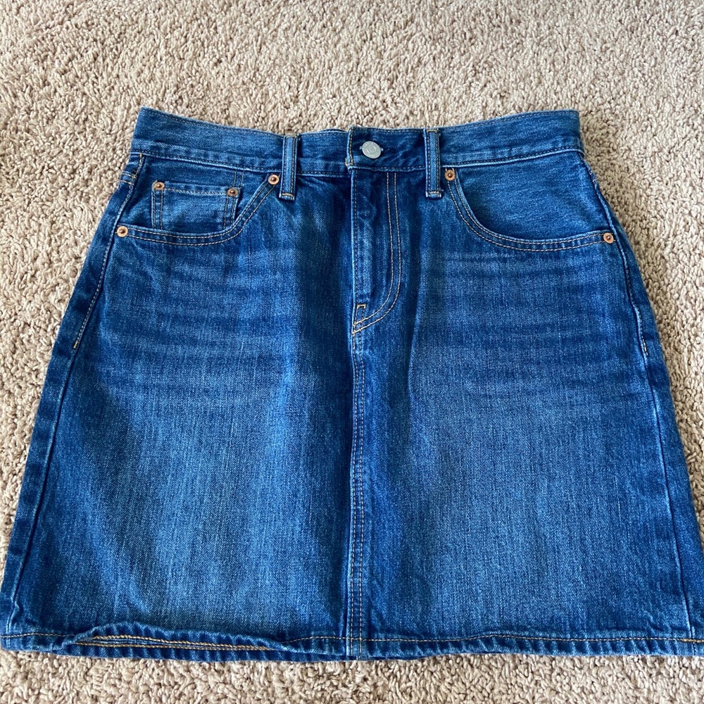 Levi’s Mini Jean Skirt